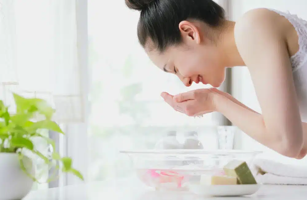 ล้างหน้าให้สะอาด